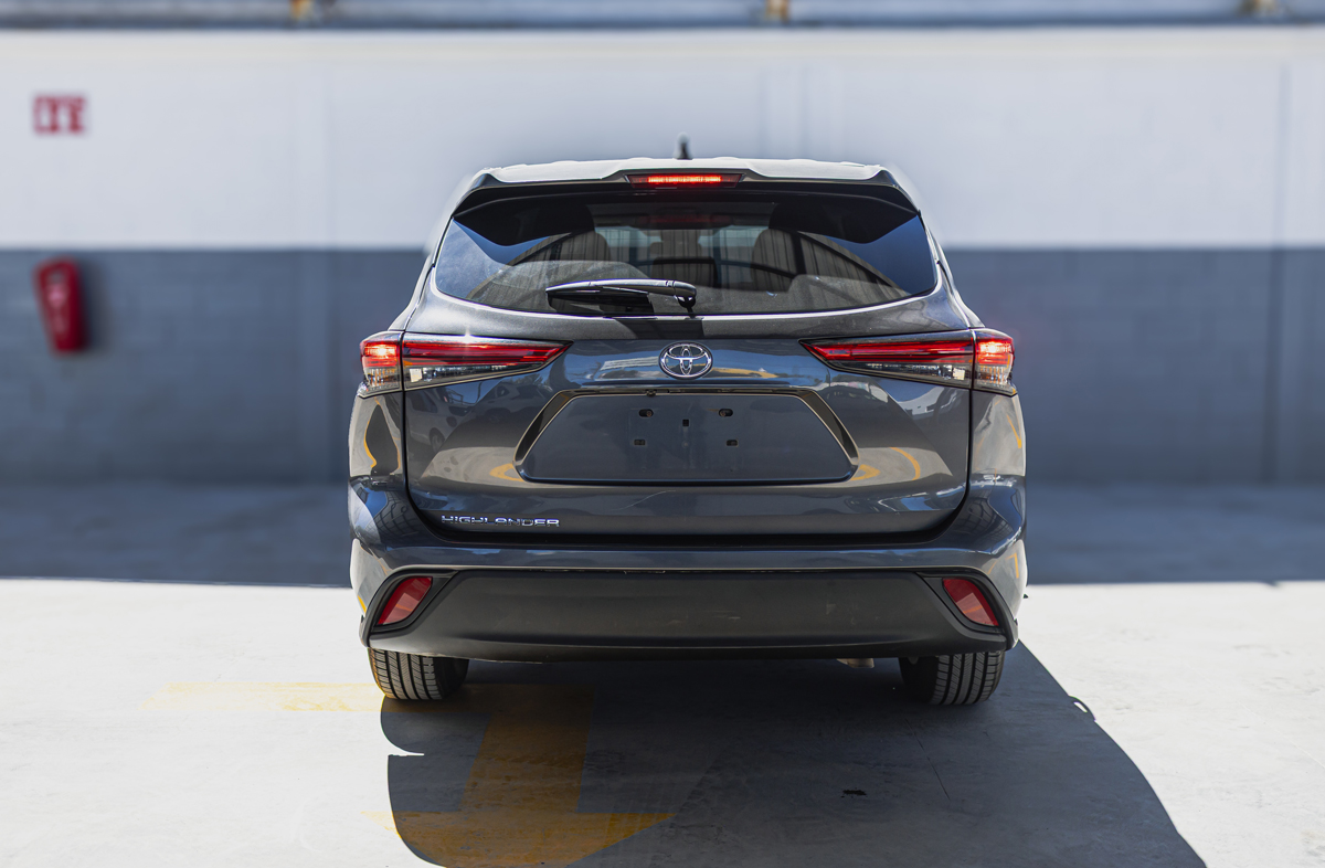 Toyota Highlander Base 2022