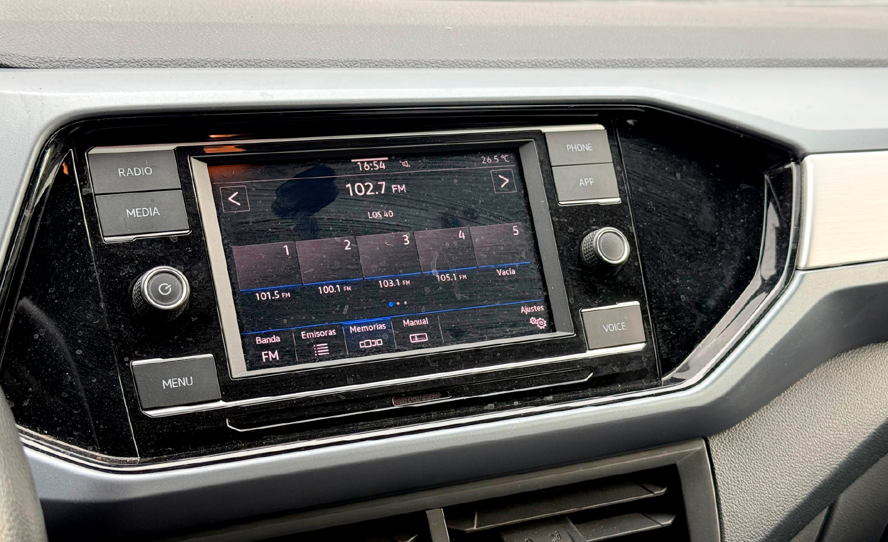Volkswagen T-Cross 2024