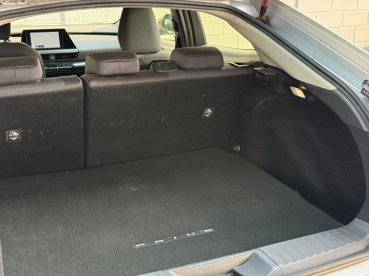 Toyota Prius 2024