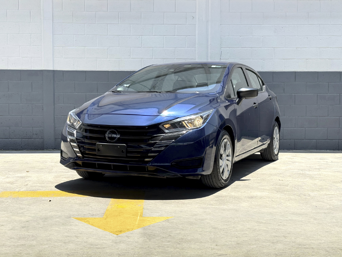 Nissan Versa 2024