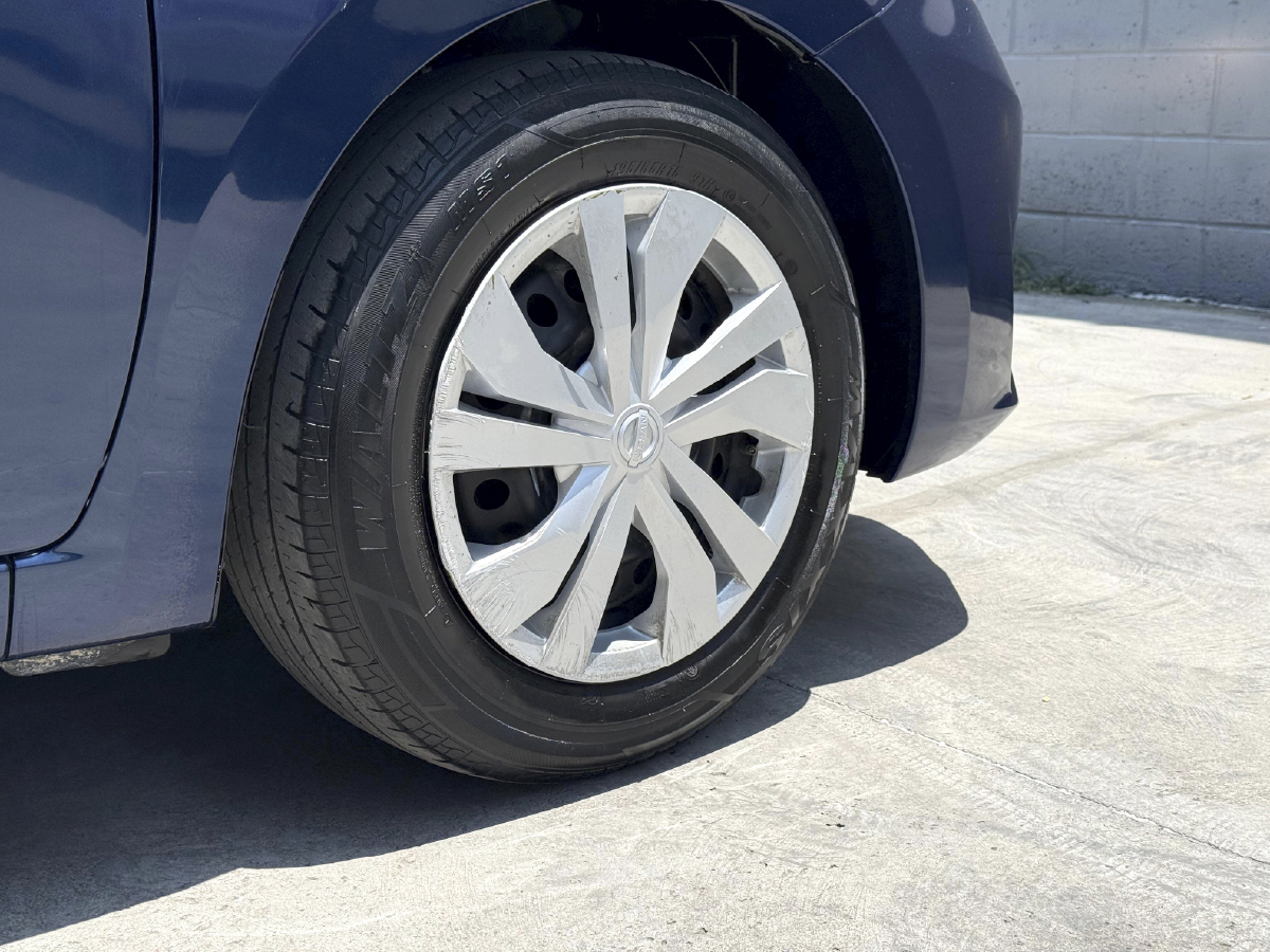 Nissan Versa 2024